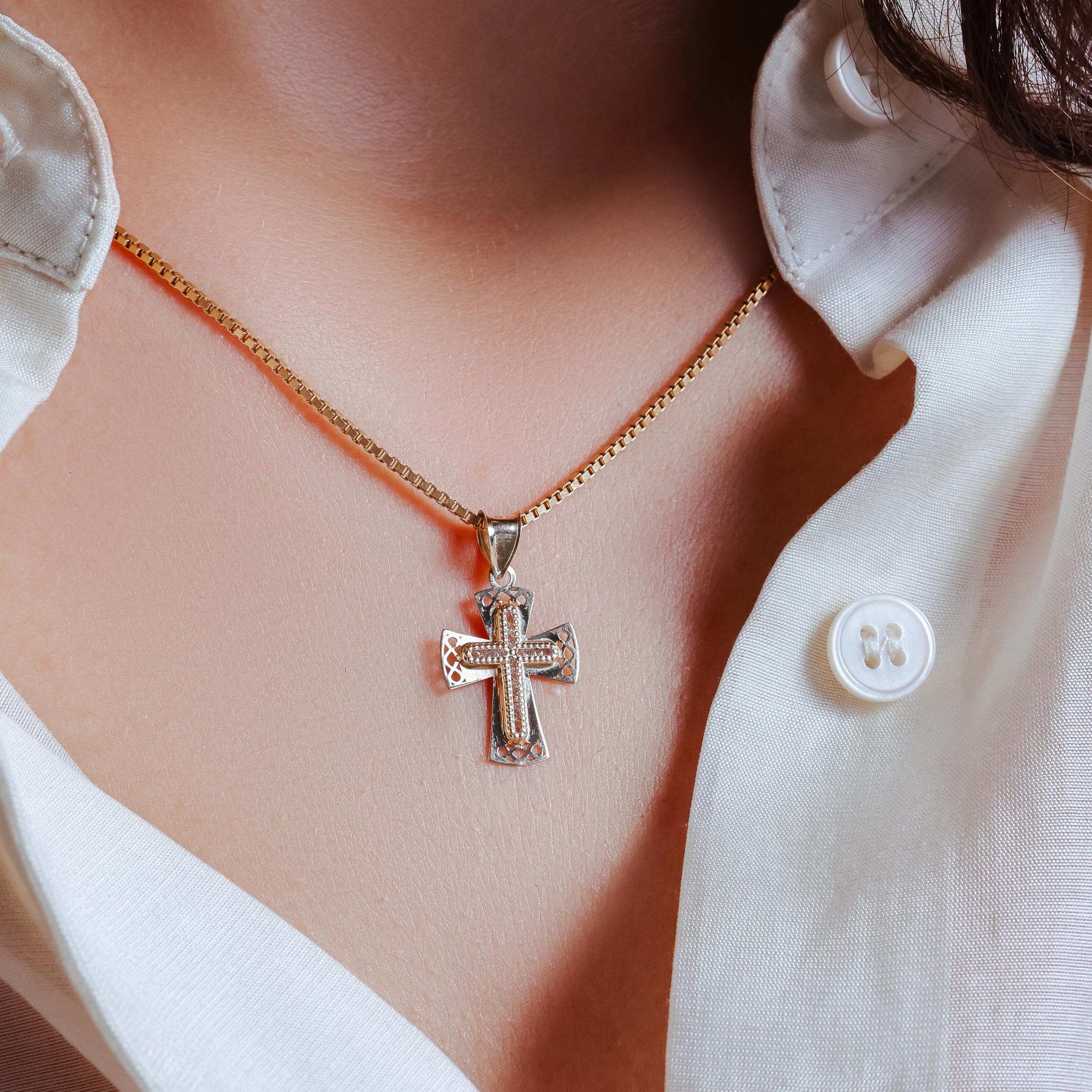 14P00068 - 14 Karat Yellow Gold Beaded Cross Clear CZ Pendant