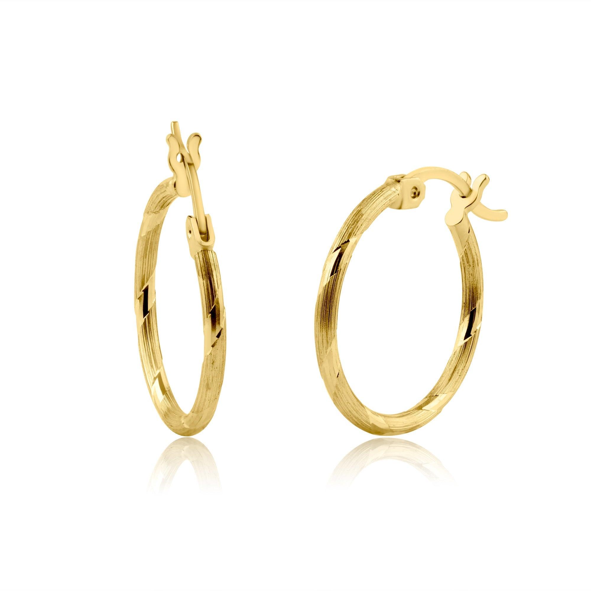 14E00158. - 14 Karat Yellow Gold Diamond Cut Hoop Earring